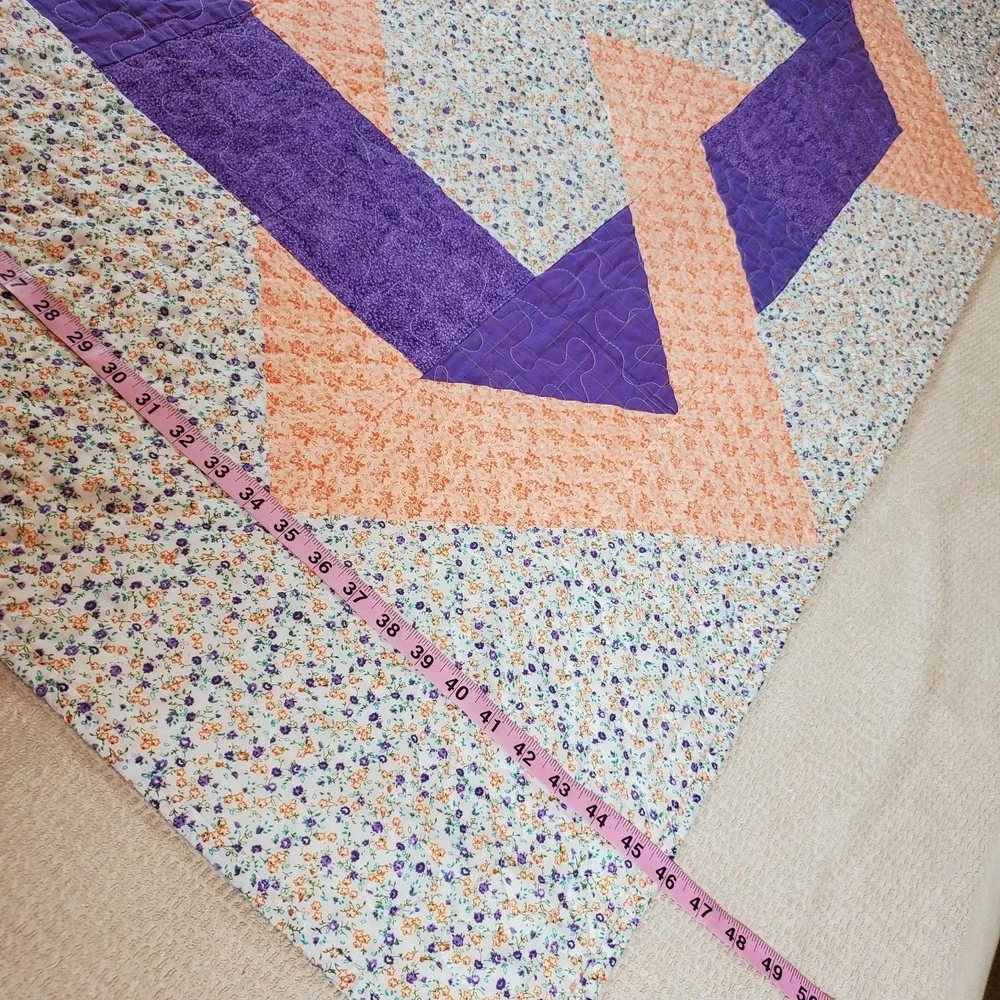 Quilts For Kids Round‎ Rock 46x57 Girls' Floral Lavender Patchwork Machine Quilt